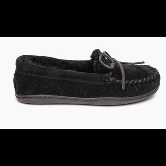 Minnetonka Shoes - Minnetonka Leather Fur Lined Black Hardsole Slippers